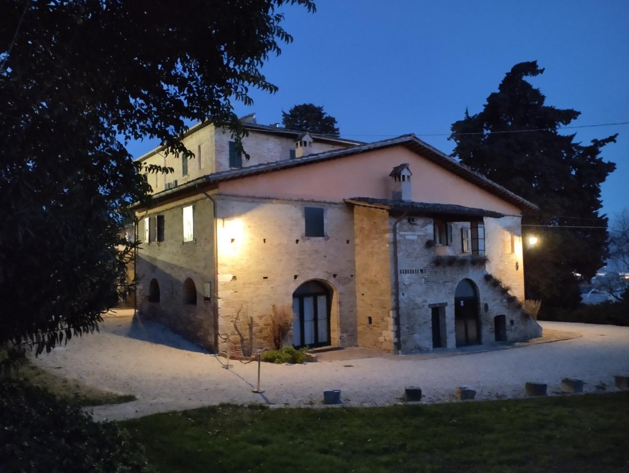 B&B Villa Dei Priori Монсамполо-дель-Тронто Экстерьер фото